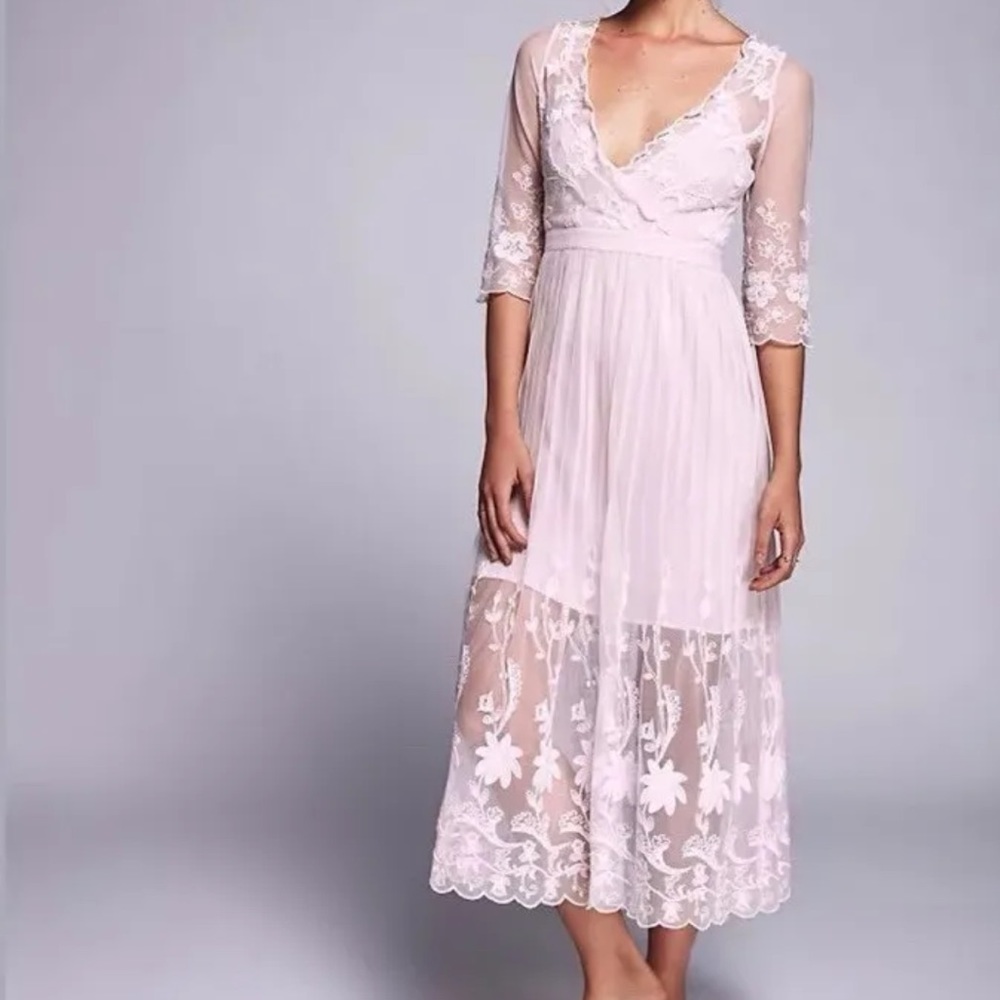 Free‎ People friends forever sheer lace embroidered blush maxi dress size XS